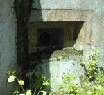 Harparskogin museokorsun ampuma-aukko